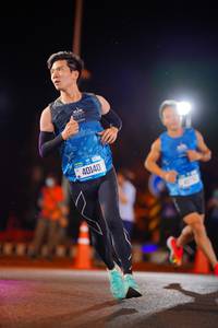 BIB: 40140
                            <button type="button" onclick="openModal(21520435)" class="btn btn-primary btn-sm float-right btn-popup" data-toggle="modal" data-target=".modal-high-quality">
                        <i class="fas fa-shopping-cart"></i> Add to Cart
                    </button>
                                            <button type="button" onclick="isThisMe(21520435, true)" class="btn btn-success btn-sm float-right btn-popup btn-isme hidden" data-toggle="tooltip" data-placement="bottom" title="นี่คือรูปของคุณใช่ไหม คลิกที่นี่เพื่อเอาเข้าอัลบั้ม">
                        <i class="fas fa-plus"></i> Add to album
                    </button>
                    <button type="button" onclick="isThisMe(21520435, false)" class="btn btn-warning btn-sm float-right btn-popup btn-isnotme hidden">
                        <i class="fas fa-ban"></i> Remove from album
                    </button>